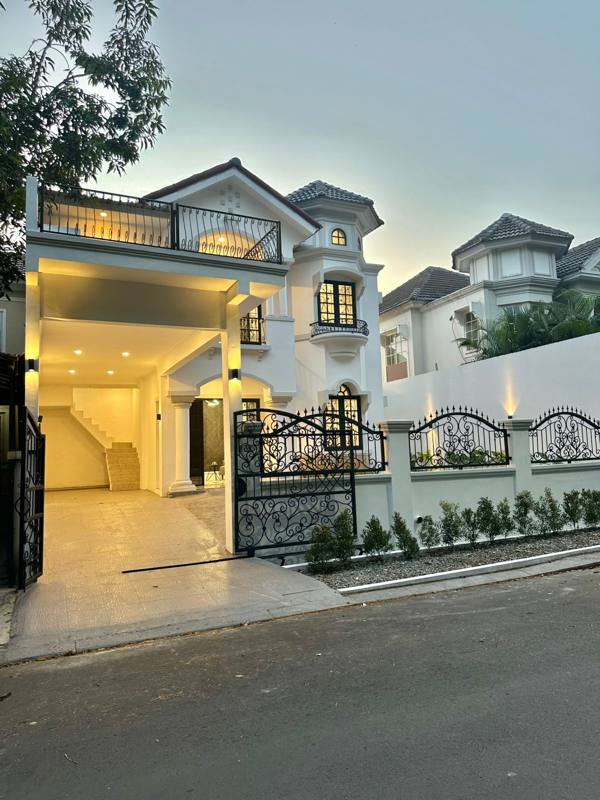 Rumah dijual di Cluster Hawaii Deltamas